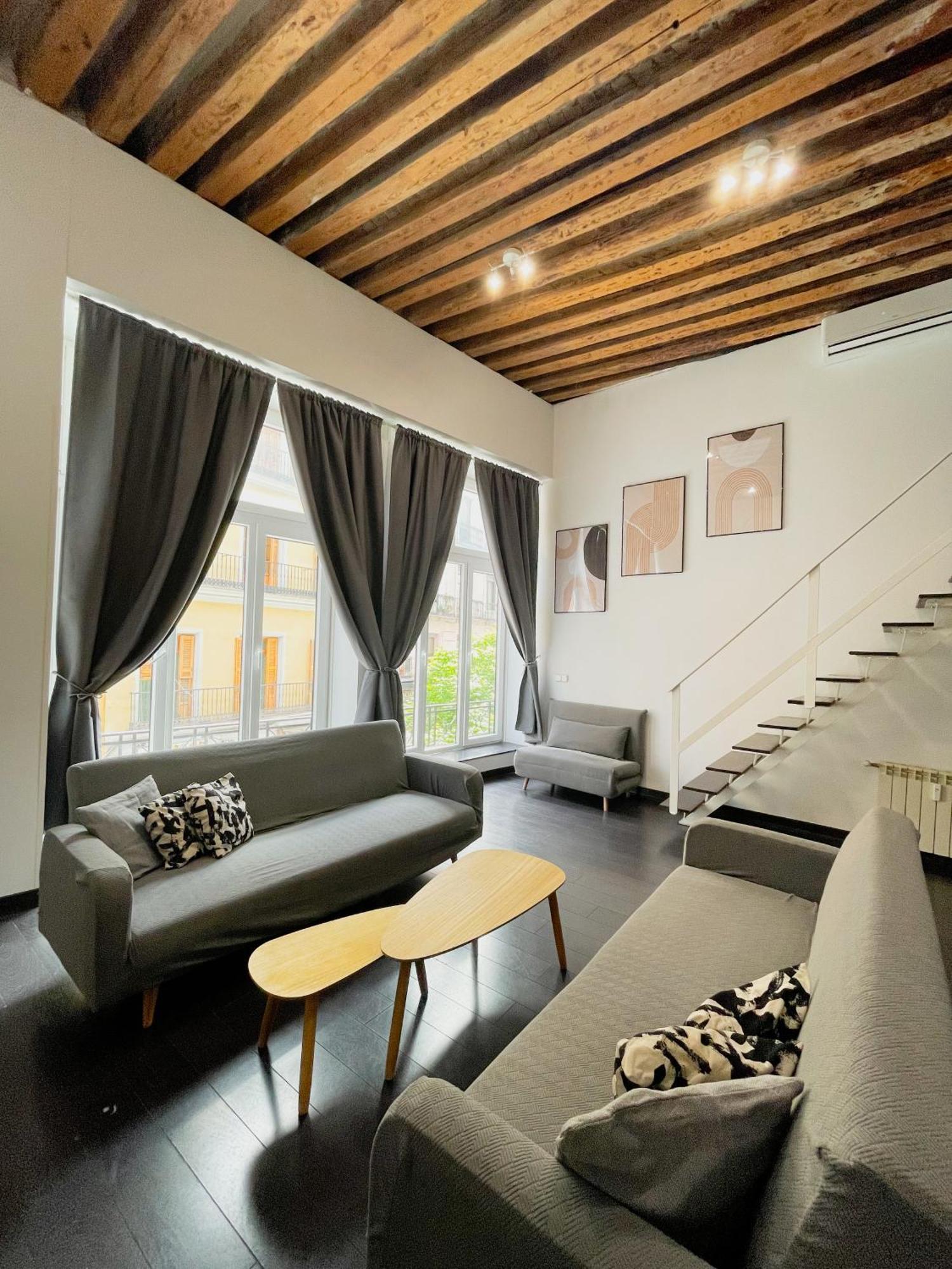 Carretas Duplex Exterior Izquierda Διαμέρισμα Μαδρίτη Εξωτερικό φωτογραφία